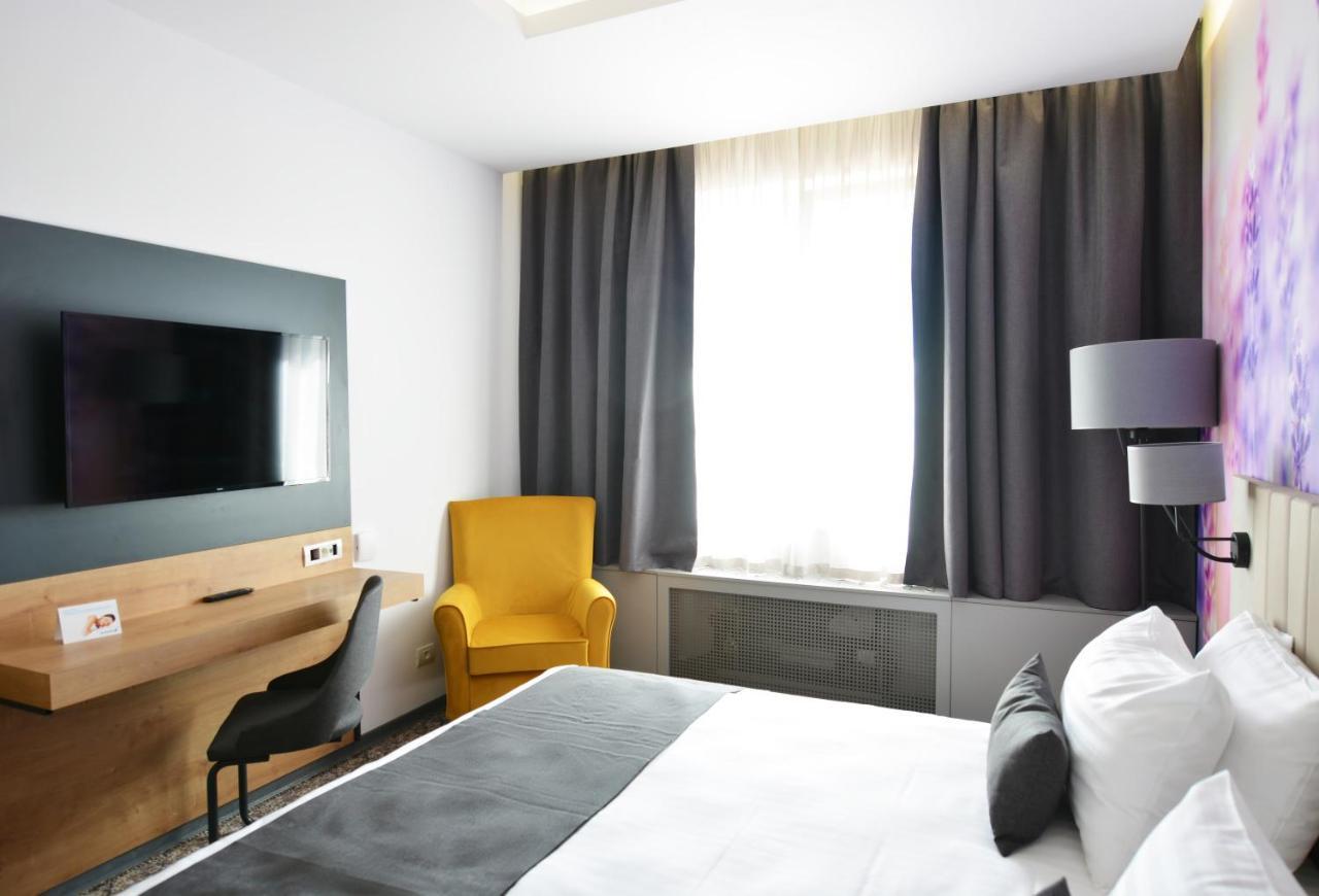 Mercure Medias Binderbubi Hotel And Spa Buitenkant foto
