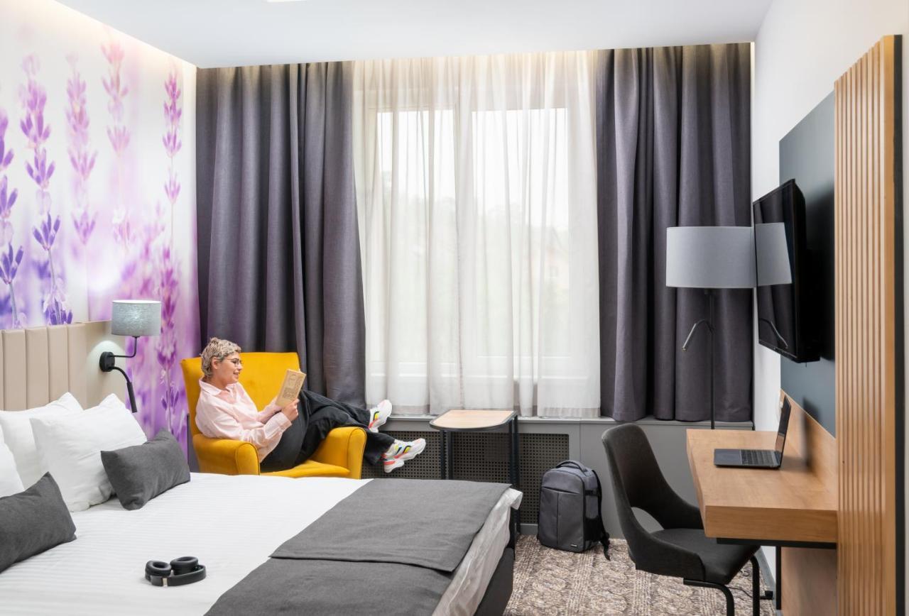 Mercure Medias Binderbubi Hotel And Spa Buitenkant foto