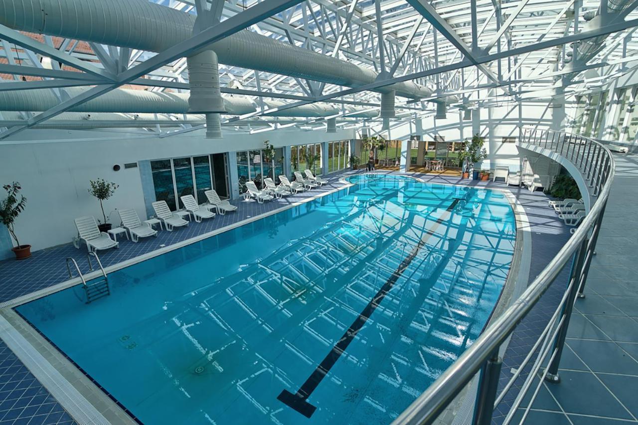 Mercure Medias Binderbubi Hotel And Spa Buitenkant foto