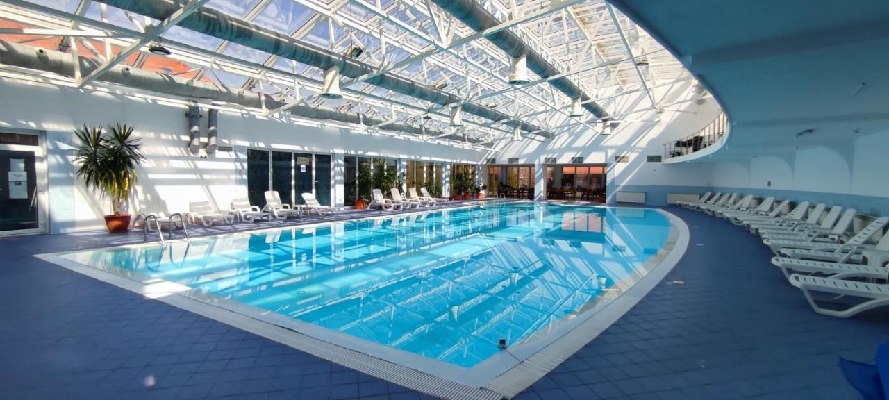 Mercure Medias Binderbubi Hotel And Spa Buitenkant foto