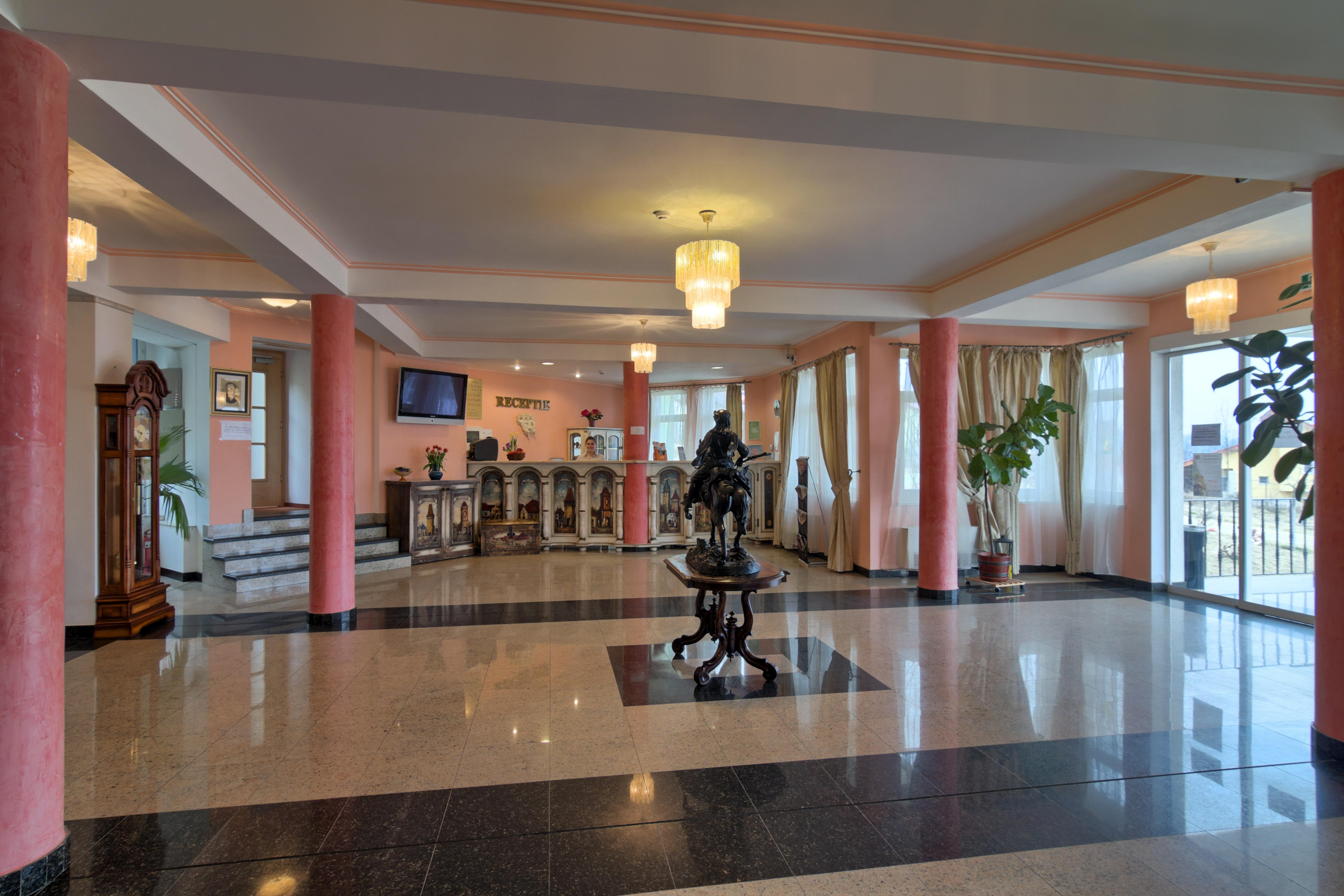 Mercure Medias Binderbubi Hotel And Spa Buitenkant foto